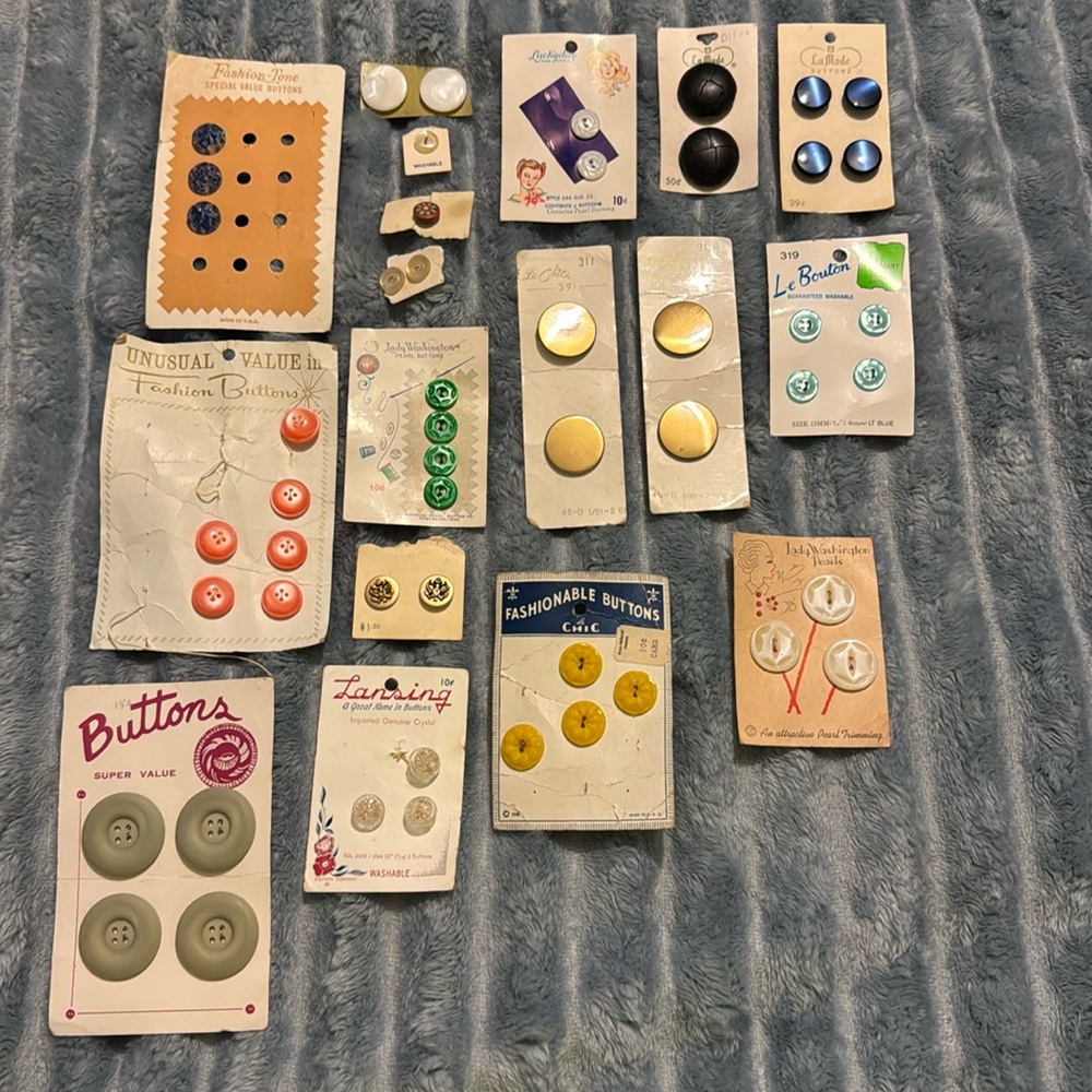 Vintage button lot